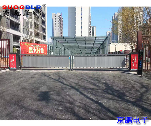 【車(chē)牌識別系統項目案例】邢臺萬(wàn)鑫峰樾小區